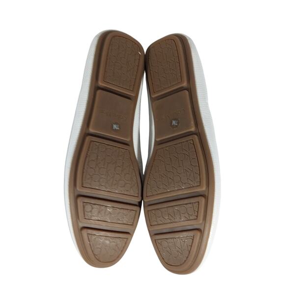NWOT! CALVIN KLEIN! WHITE GENUINE LEATHER, SNAKESKIN IMPRINT LOAFERS! SZ 7M - Picture 9 of 10